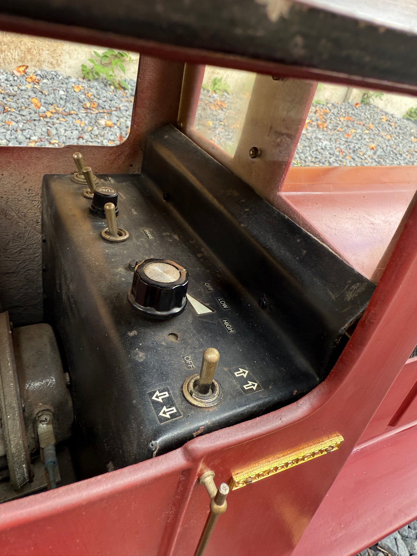 5” Gauge Simplicity