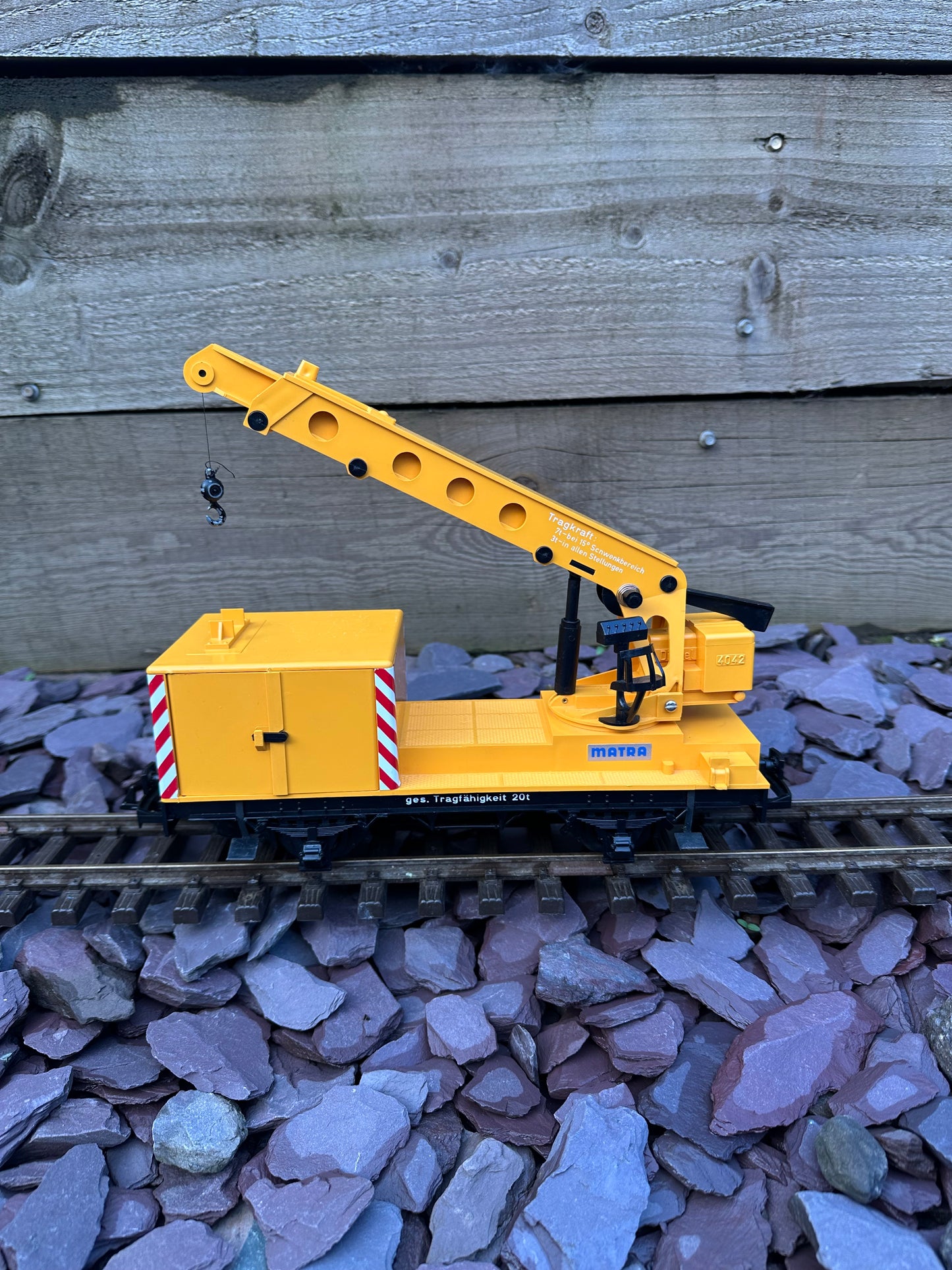 LGB 4042 Yellow Crane