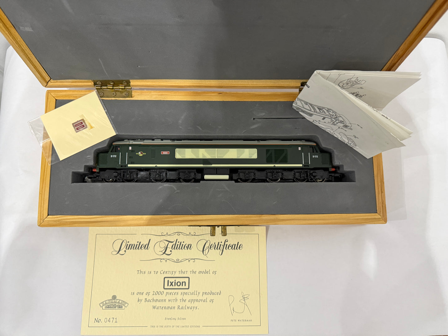 OO Gauge Bachmann limited edition D172 IXION