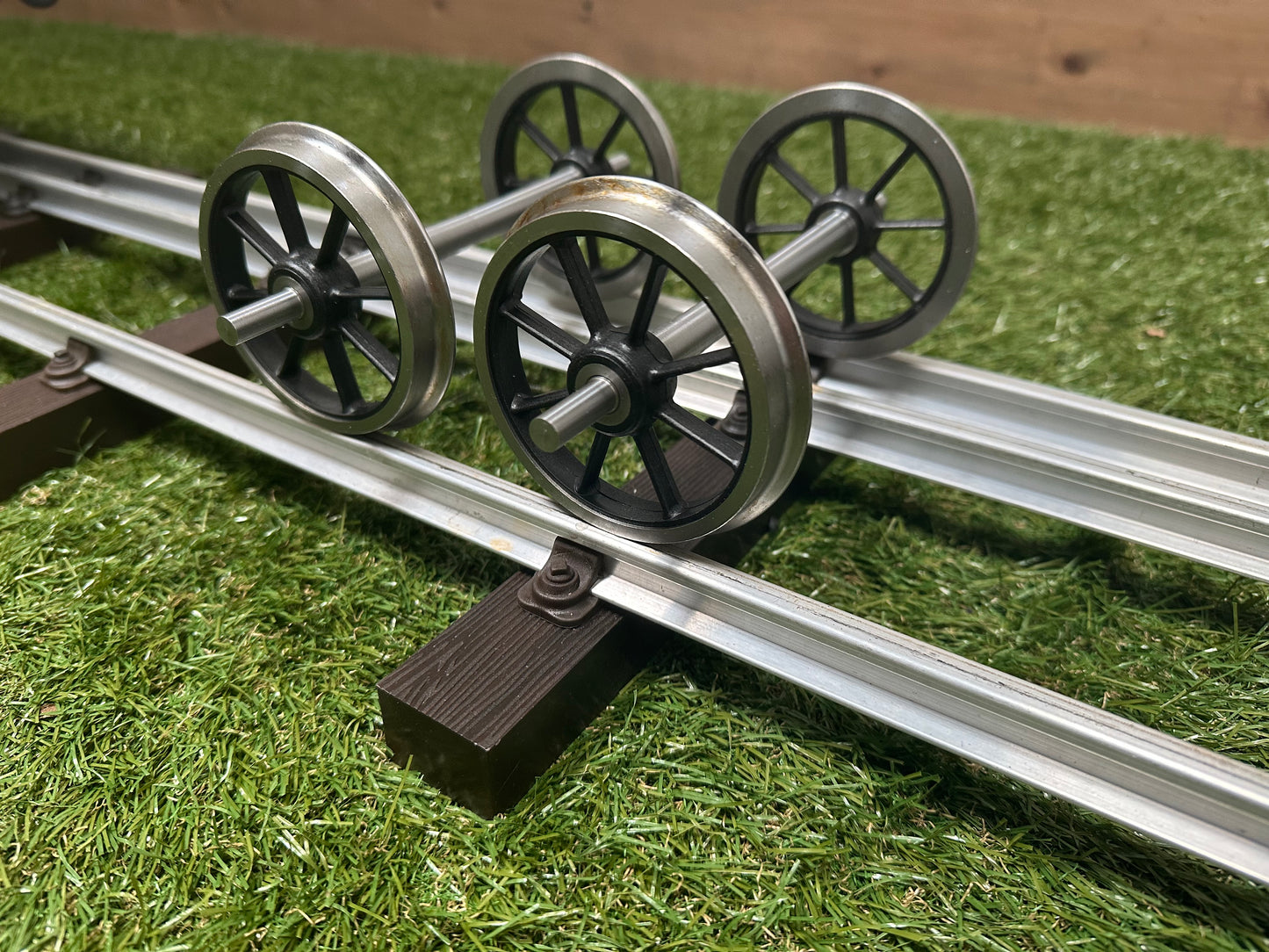 5” Gauge 8 Spoke Wagon wheels