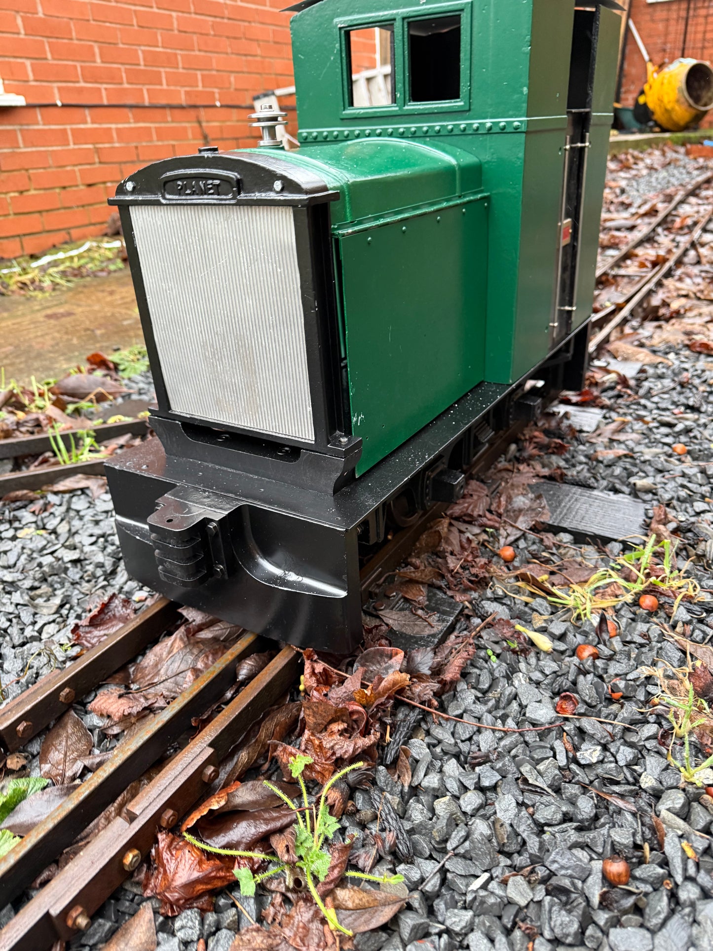 5” Gauge Dan Jeavons Planet 24v