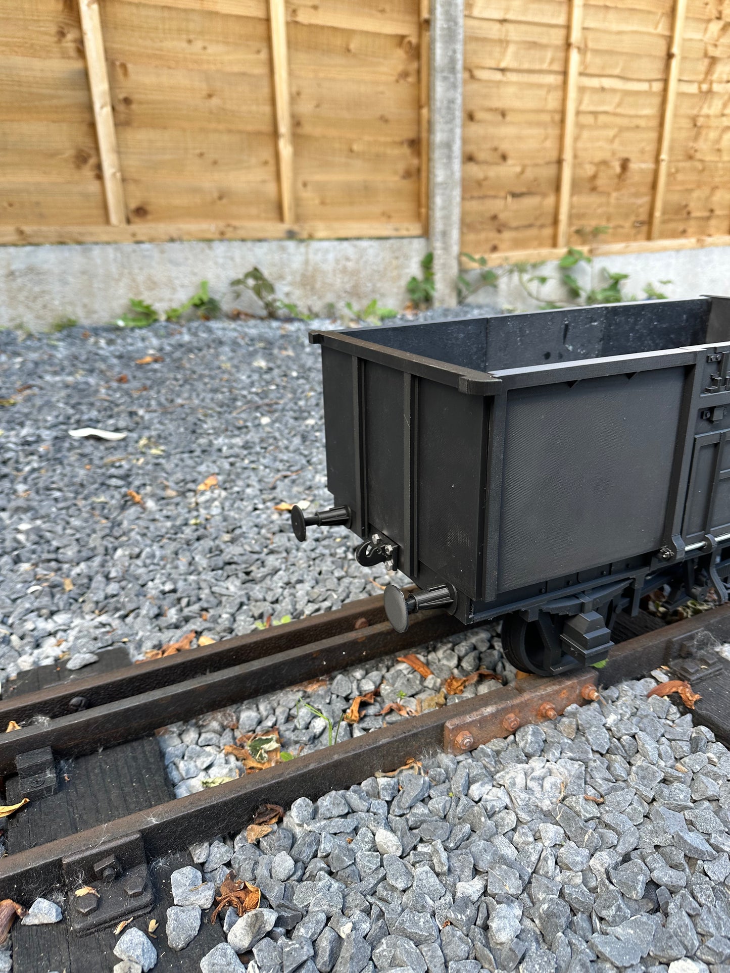 5” Gauge 16T Wagon Black