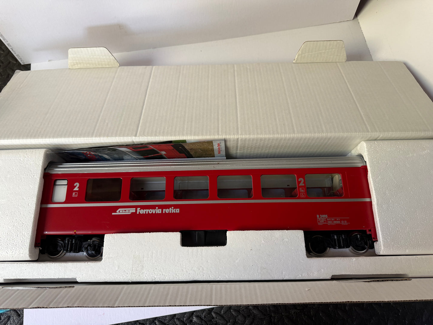 LGB 30510 RhB passenger car