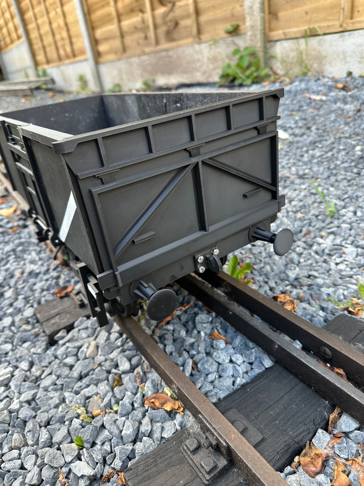 5” Gauge 16T Wagon Black