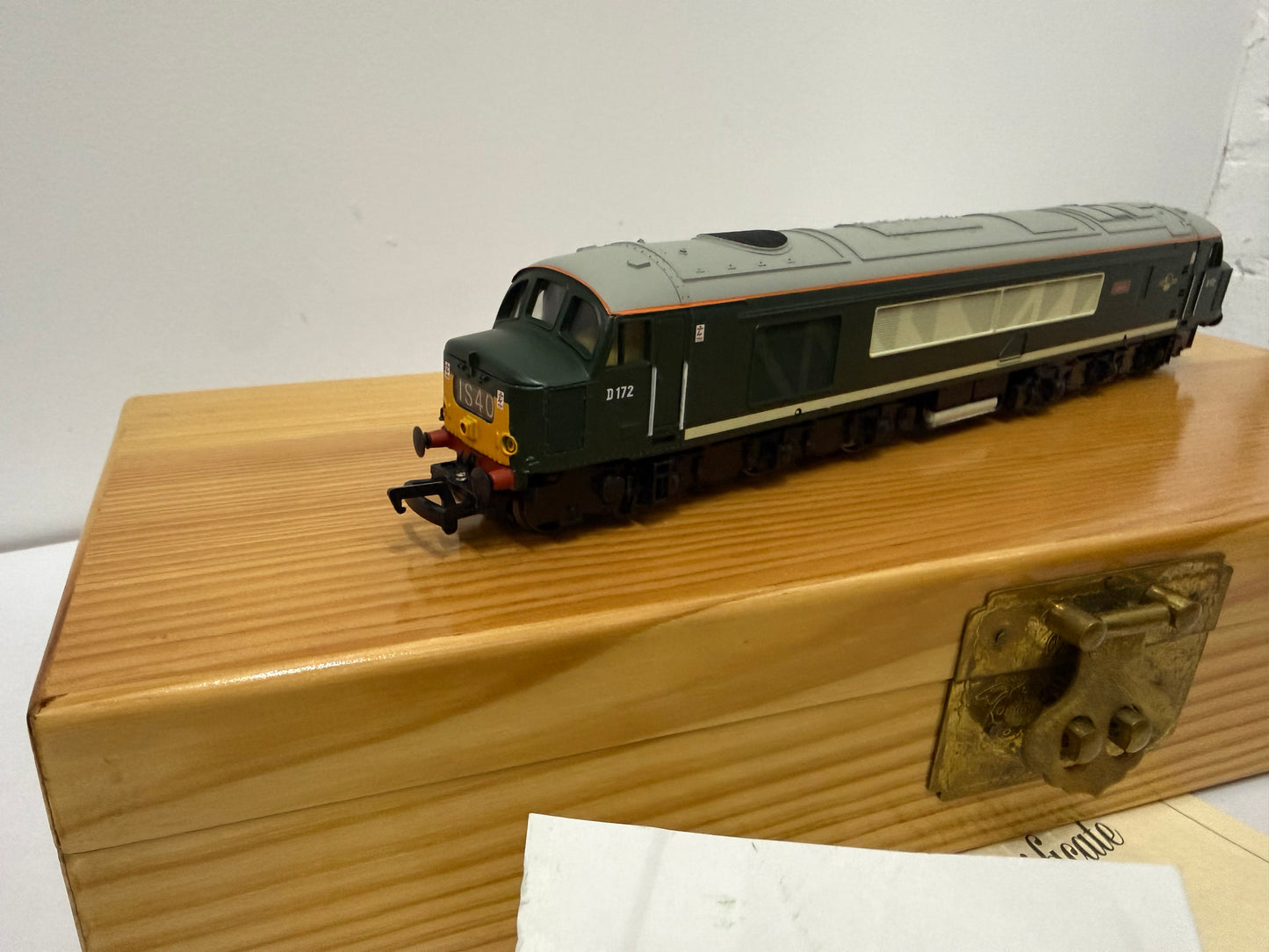 OO Gauge Bachmann limited edition D172 IXION