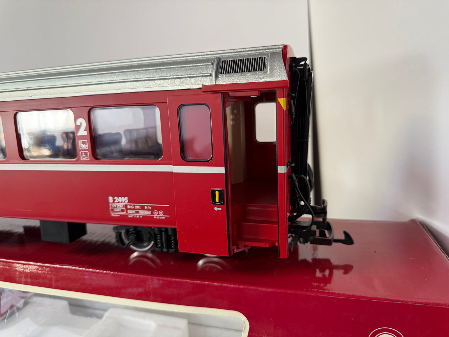 LGB 30510 RhB passenger car