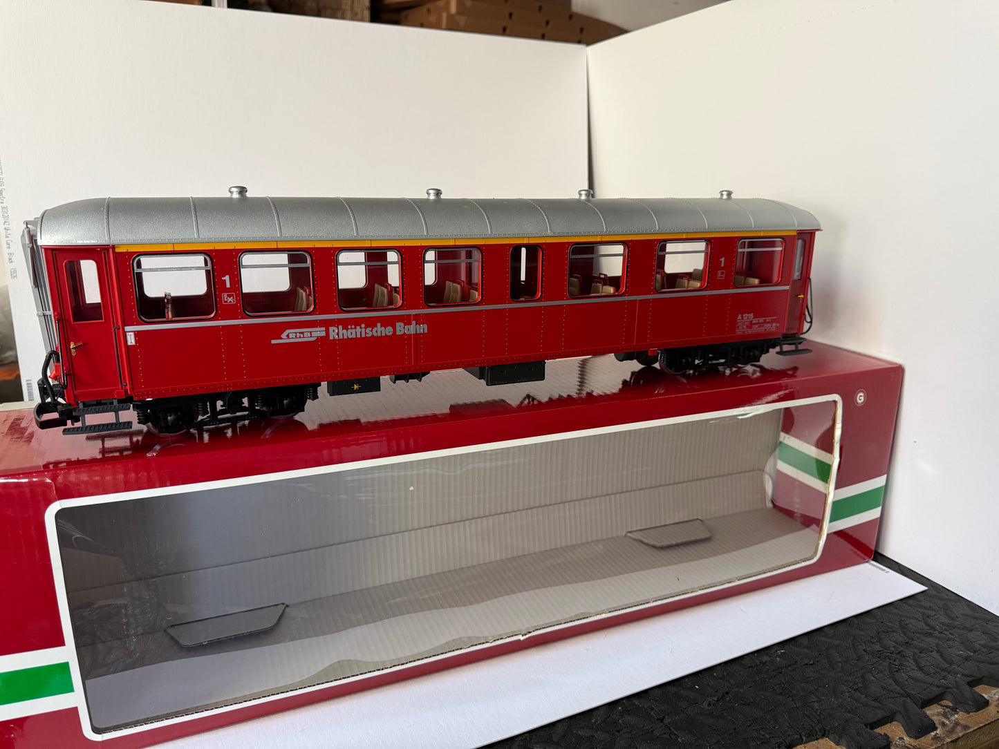 LGB 31523 first class express passenger car