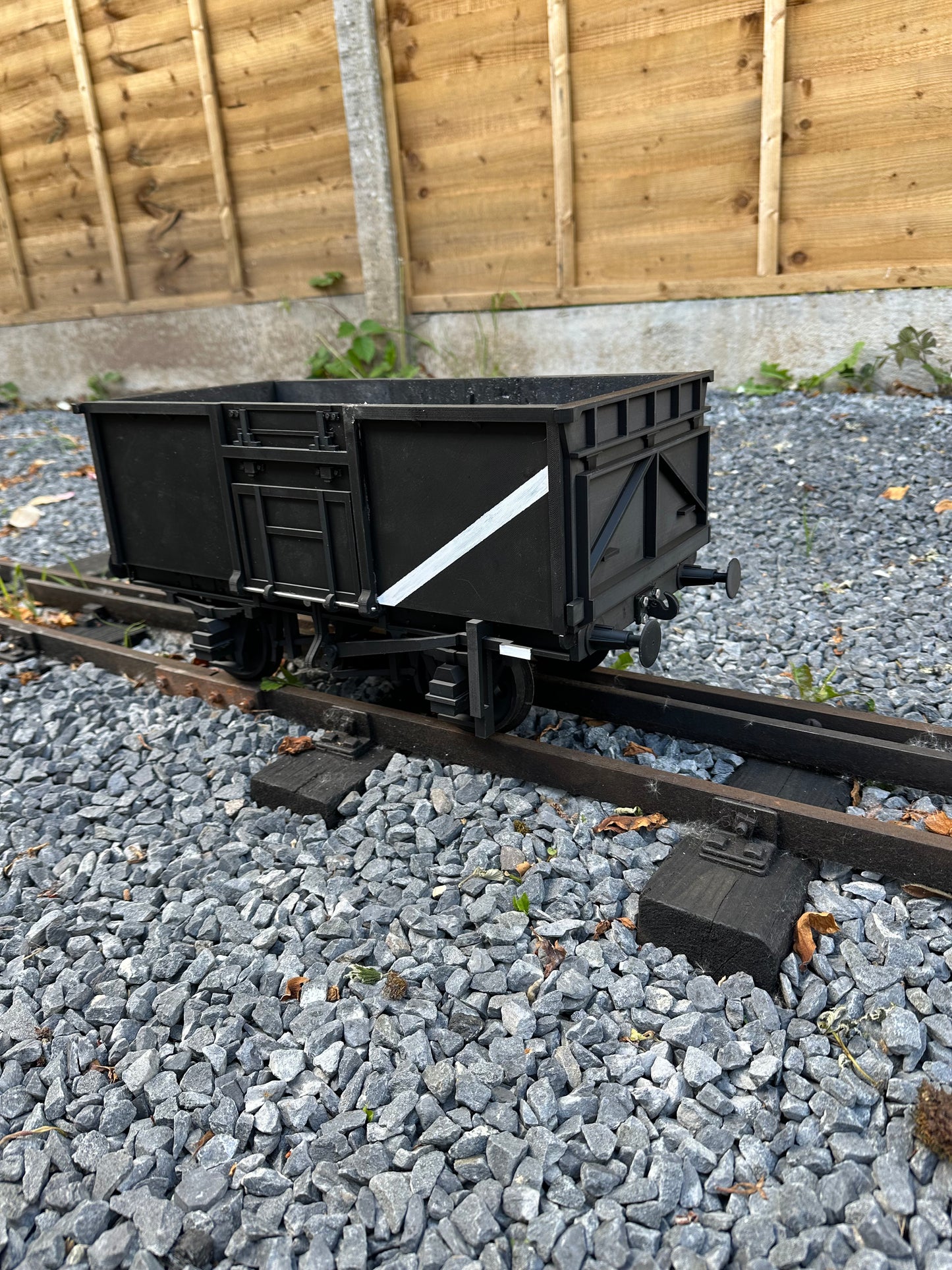 5” Gauge 16T Wagon Black