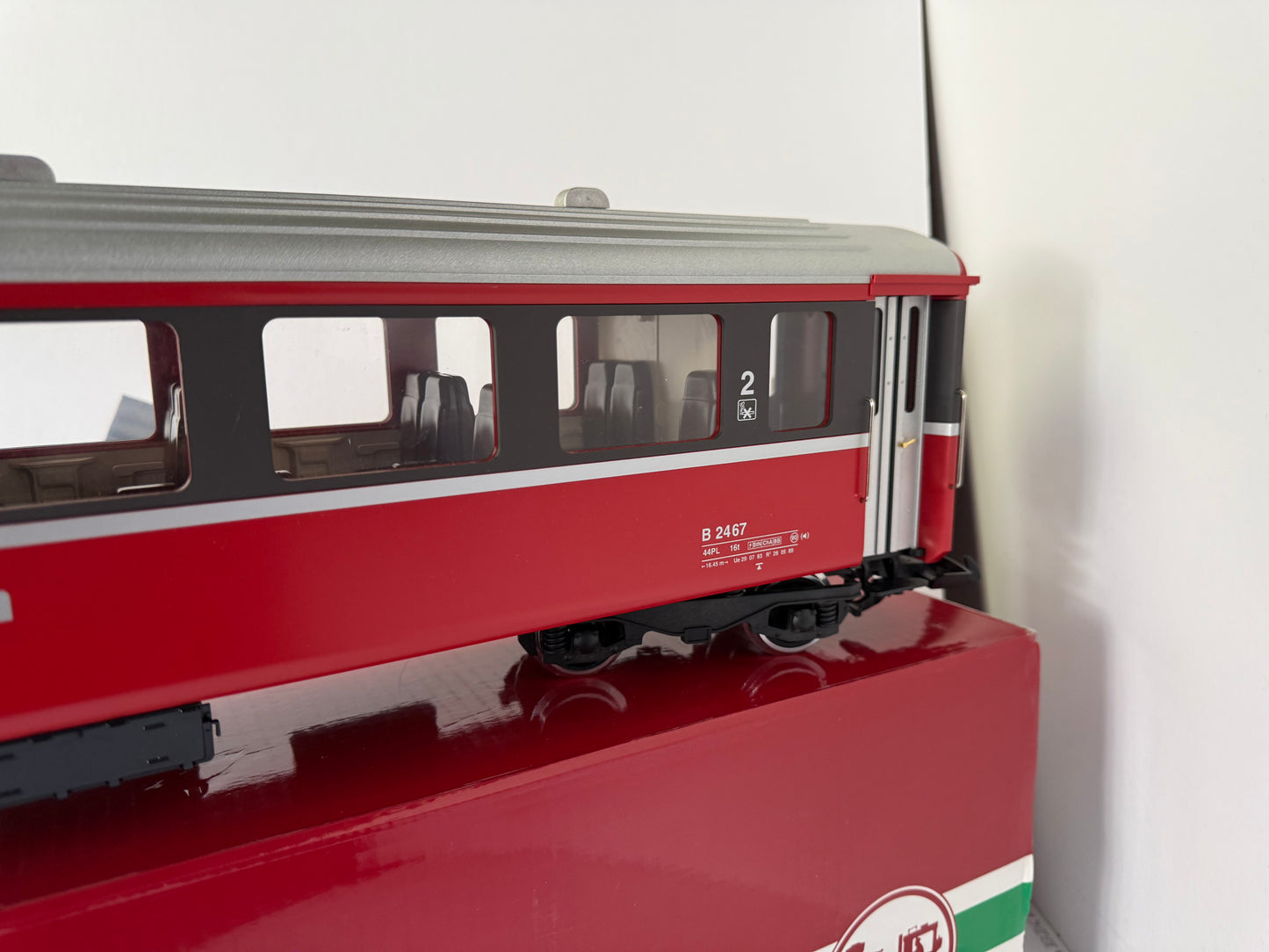 LGB 33670 RhB passenger car