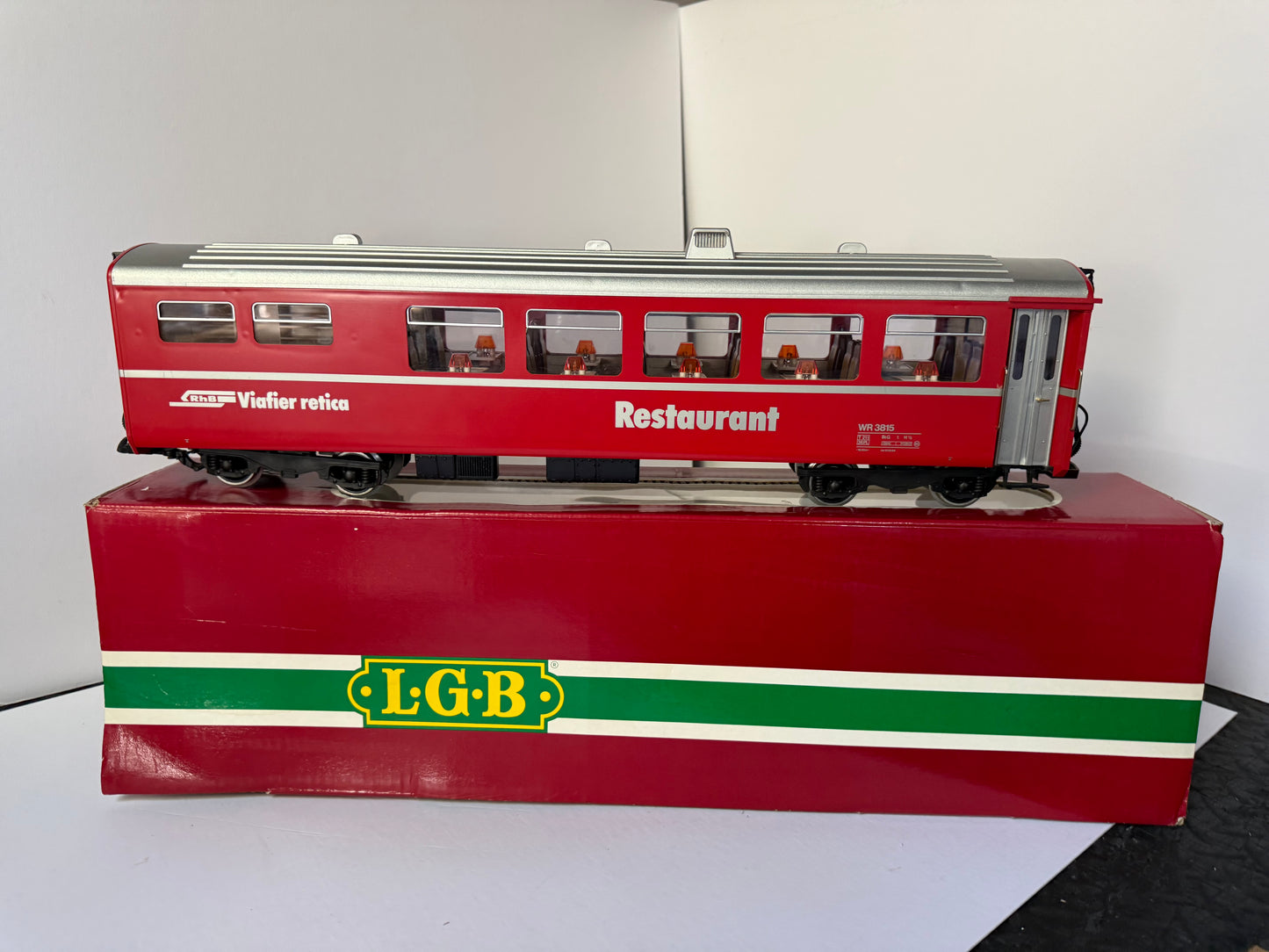 LGB 3069 RhB restaurant dining Car