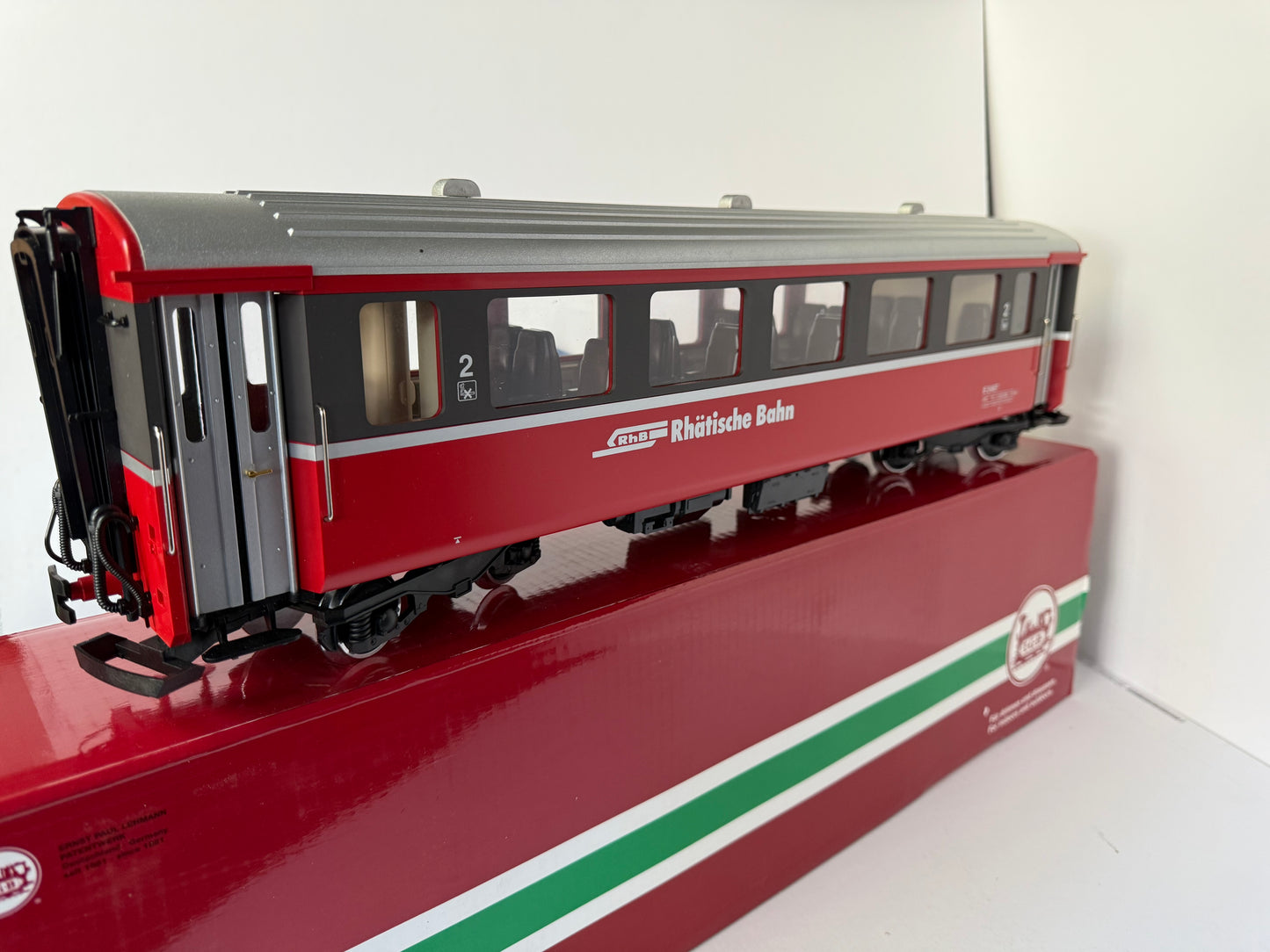 LGB 33670 RhB passenger car