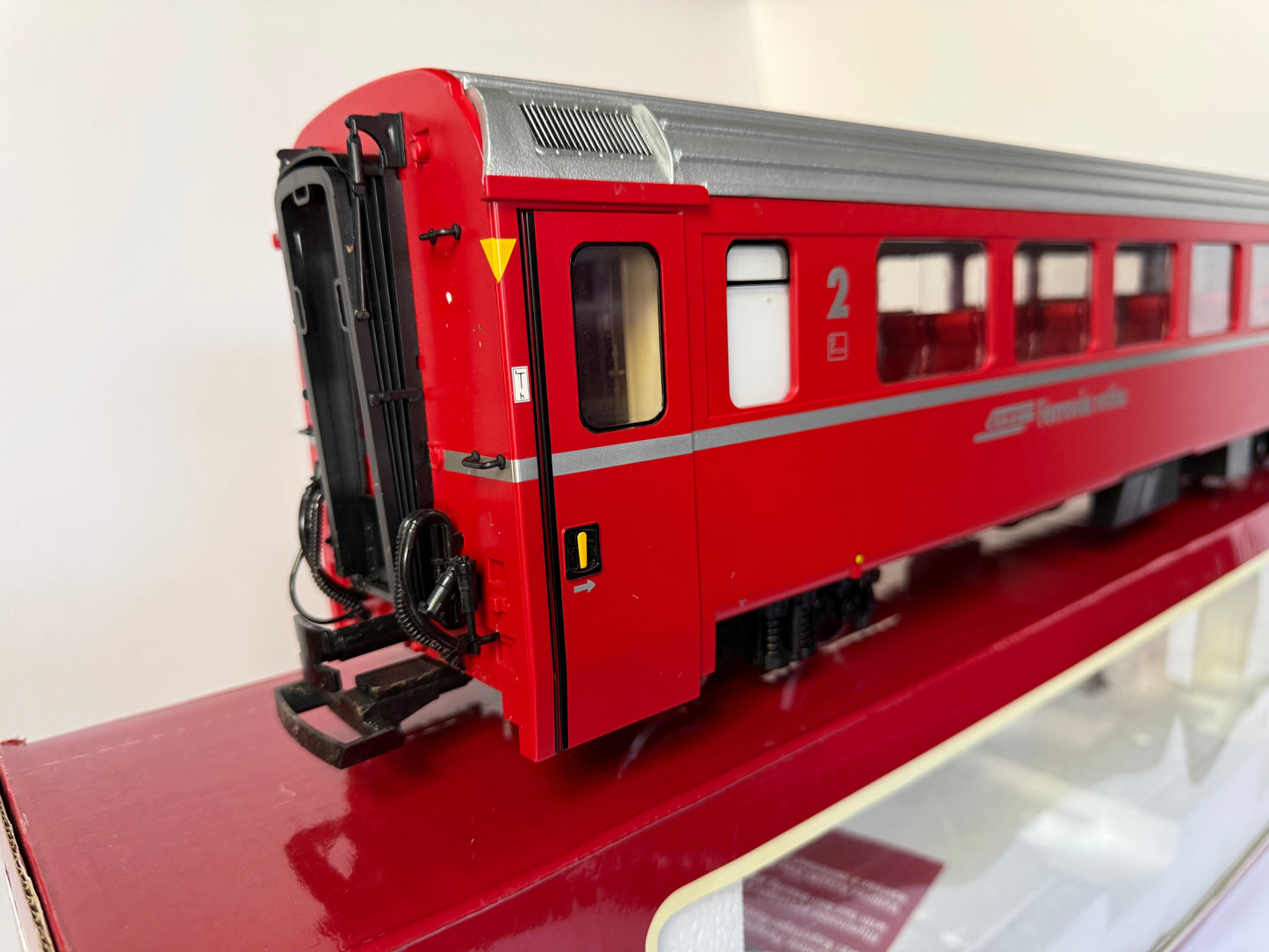LGB 30510 RhB passenger car