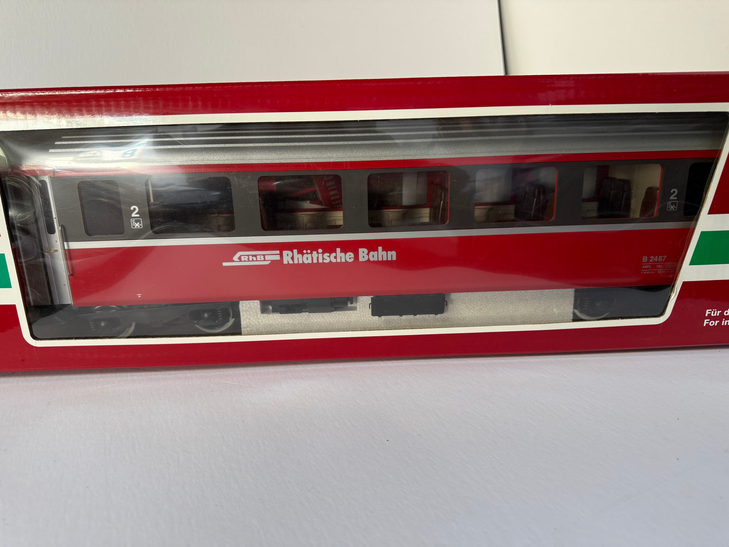 LGB 33670 RhB passenger car
