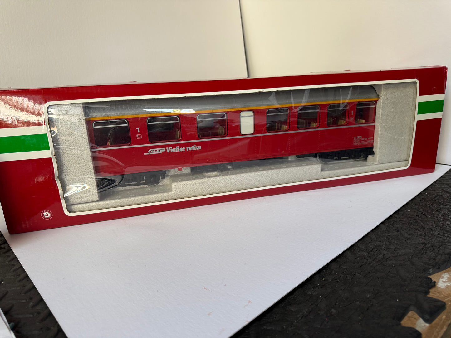 LGB 31523 first class express passenger car