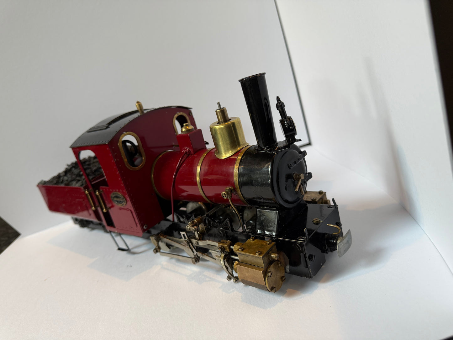 Roundhouse 16mm Live Steam (45mm Gauge) William 0-6-0, RC Fitted