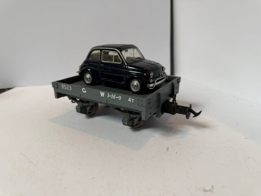 Accucraft R19-8C G W DARK GREY #8523with fiat 500
